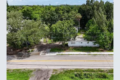 9890 Orange River Blvd, Fort Myers, FL 33905 - Photo 2