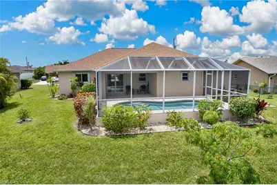 1709 SW 15th Pl, Cape Coral, FL 33991 - Photo 2