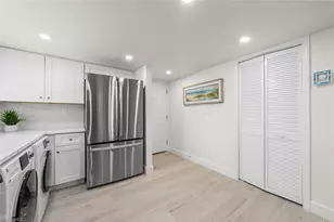671 E Gulf Dr, Sanibel, FL 33957 - Photo 18