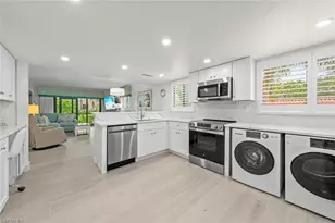 671 E Gulf Dr, Sanibel, FL 33957 - Photo 14