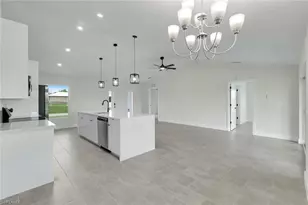 1625 NE 23rd St, Cape Coral, FL 33909 - Photo 10