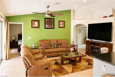 1206 NE 5th Ave, Cape Coral, FL 33909 - Photo 14