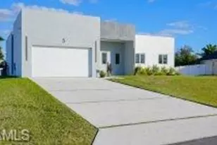 5 SW 26th Pl, Cape Coral, FL 33991 - Photo 32