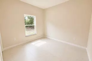 2617 Queen Dr, Lehigh Acres, FL 33971 - Photo 8