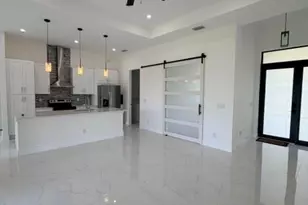 2124 NE 28th St, Cape Coral, FL 33909 - Photo 6