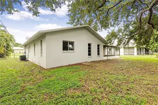17404 Homewood Rd, Fort Myers, FL 33967 - Photo 6
