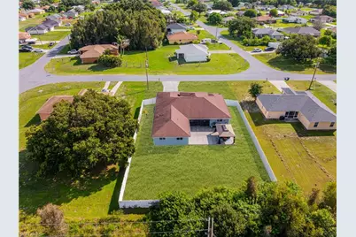 775 Arundel Cir, Fort Myers, FL 33913 - Photo 42