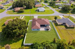 775 Arundel Cir, Fort Myers, FL 33913 - Photo 42