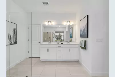 20199 Hartford Blvd, Estero, FL 33928 - Photo 32