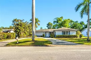 5661 Eichen Cir E, Fort Myers, FL 33919 - Photo 1