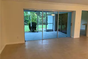 5661 Eichen Cir E, Fort Myers, FL 33919 - Photo 4