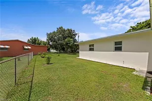 1212 Barnsdale St, Lehigh Acres, FL 33936 - Photo 32