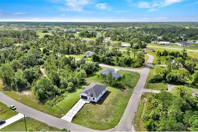 5085 NE Tradewinds Cir, Labelle, FL 33935 - Photo 46