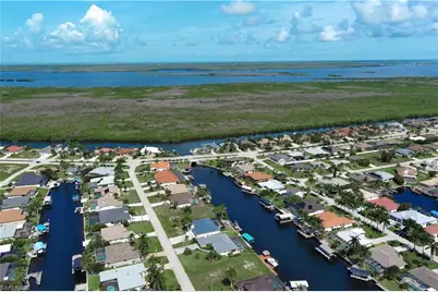 2819 SW 37th Ter, Cape Coral, FL 33914 - Photo 28