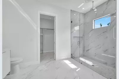 8027 Royal Cir, Labelle, FL 33935 - Photo 22