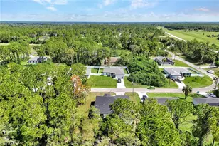 8027 Royal Cir, Labelle, FL 33935 - Photo 32
