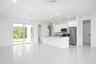 2906 37th St W, Lehigh Acres, FL 33971 - Photo 2