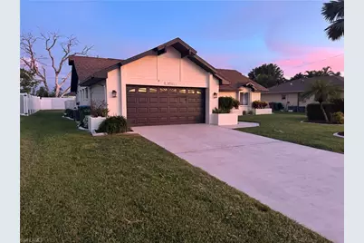 1716 SE 6th St, Cape Coral, FL 33990 - Photo 4