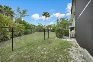 2130 Sunset Cir, Sanibel, FL 33957 - Photo 34