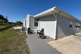 16270 Lapwing Ln, Fort Myers, FL 33908 - Photo 10
