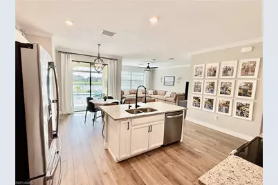 3302 Pasadena Ct, Fort Myers, FL 33905 - Photo 4