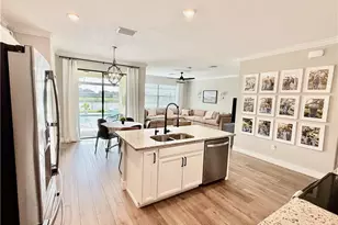 3302 Pasadena Ct, Fort Myers, FL 33905 - Photo 4