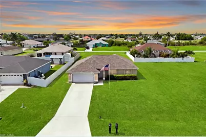 1728 NW 18th St, Cape Coral, FL 33993 - Photo 1