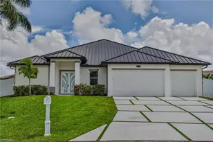 1726 SW 36th Terrace, Cape Coral, FL 33914 - Photo 2