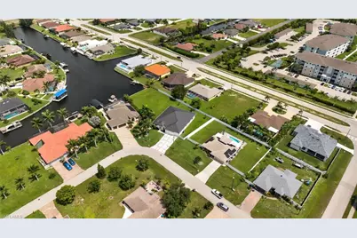 1726 SW 36th Ter, Cape Coral, FL 33914 - Photo 46