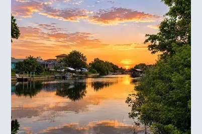 2 NE 13th Ave, Cape Coral, FL 33909 - Photo 8