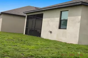 3426 Menores Wy, Fort Myers, FL 33905 - Photo 4