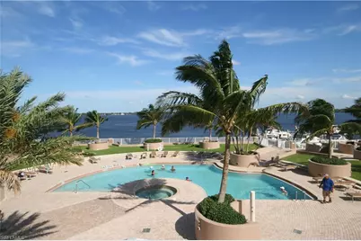 2090 W 1st St #E2605, Fort Myers, FL 33901 - Photo 32