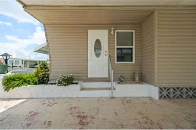 529 Palmer Blvd, North Fort Myers, FL 33903 - Photo 2