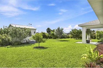 2725 NW 19th Pl, Cape Coral, FL 33993 - Photo 18