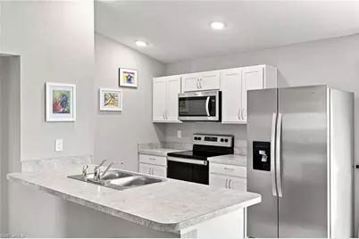 2725 NW 19th Pl, Cape Coral, FL 33993 - Photo 2