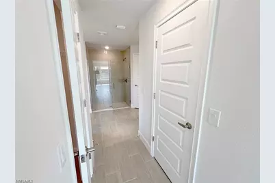 410 SE 1st Ter, Cape Coral, FL 33990 - Photo 20