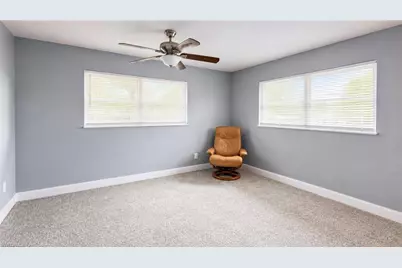 1634 Newport Ct, Fort Myers, FL 33907 - Photo 10