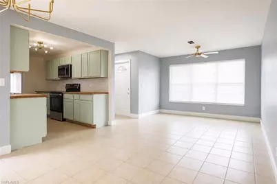 1634 Newport Ct, Fort Myers, FL 33907 - Photo 6
