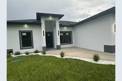 1001 W 17th St, Lehigh Acres, FL 33972 - Photo 1