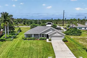 3710 NE 8th Pl, Cape Coral, FL 33909 - Photo 26