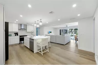 707 Durion Ct, Sanibel, FL 33957 - Photo 10