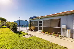 321 Cape Coral Pkwy W, Cape Coral, FL 33914 - Photo 28