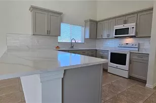 420 SE 15th Terrace, Cape Coral, FL 33990 - Photo 22
