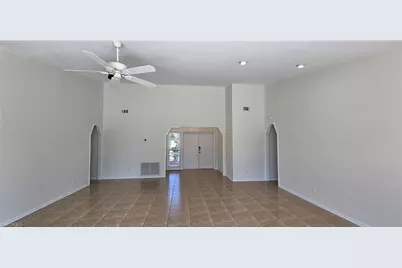 420 SE 15th Ter, Cape Coral, FL 33990 - Photo 14