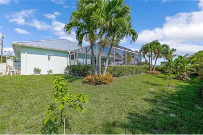 28 SW 21st Ave, Cape Coral, FL 33991 - Photo 34