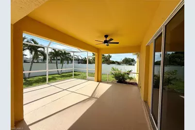 2209 NE 9th Ave, Cape Coral, FL 33909 - Photo 30