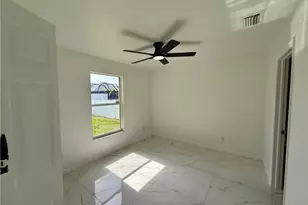 2209 NE 9th Ave, Cape Coral, FL 33909 - Photo 10