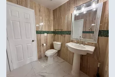 2209 NE 9th Ave, Cape Coral, FL 33909 - Photo 14