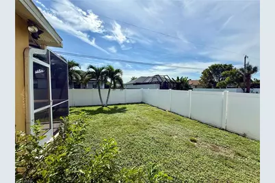 2209 NE 9th Ave, Cape Coral, FL 33909 - Photo 34