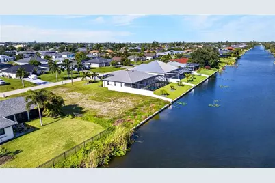 107 SW 21st St, Cape Coral, FL 33991 - Photo 24